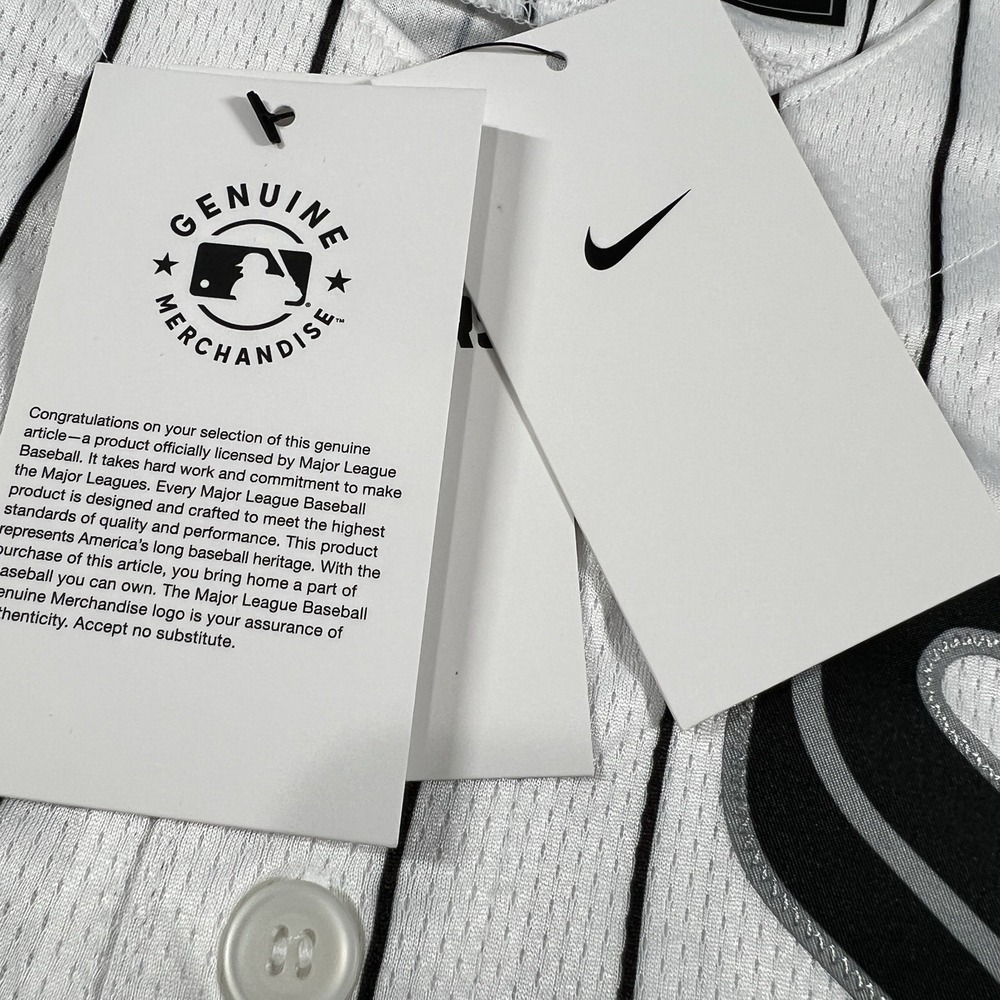 Nike Chicago White Sox MLB Yoan Moncada White Jersey Youth Large 14/16 $125 NEW - Picture 5 of 10